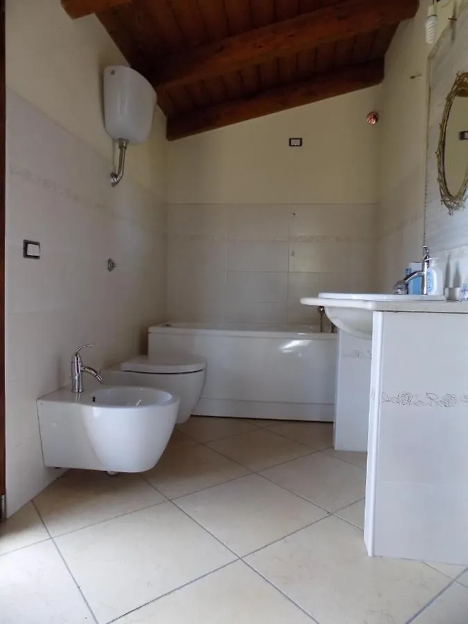 Monastir Al Ciclamino Bed & Breakfast 0*,  イタリア